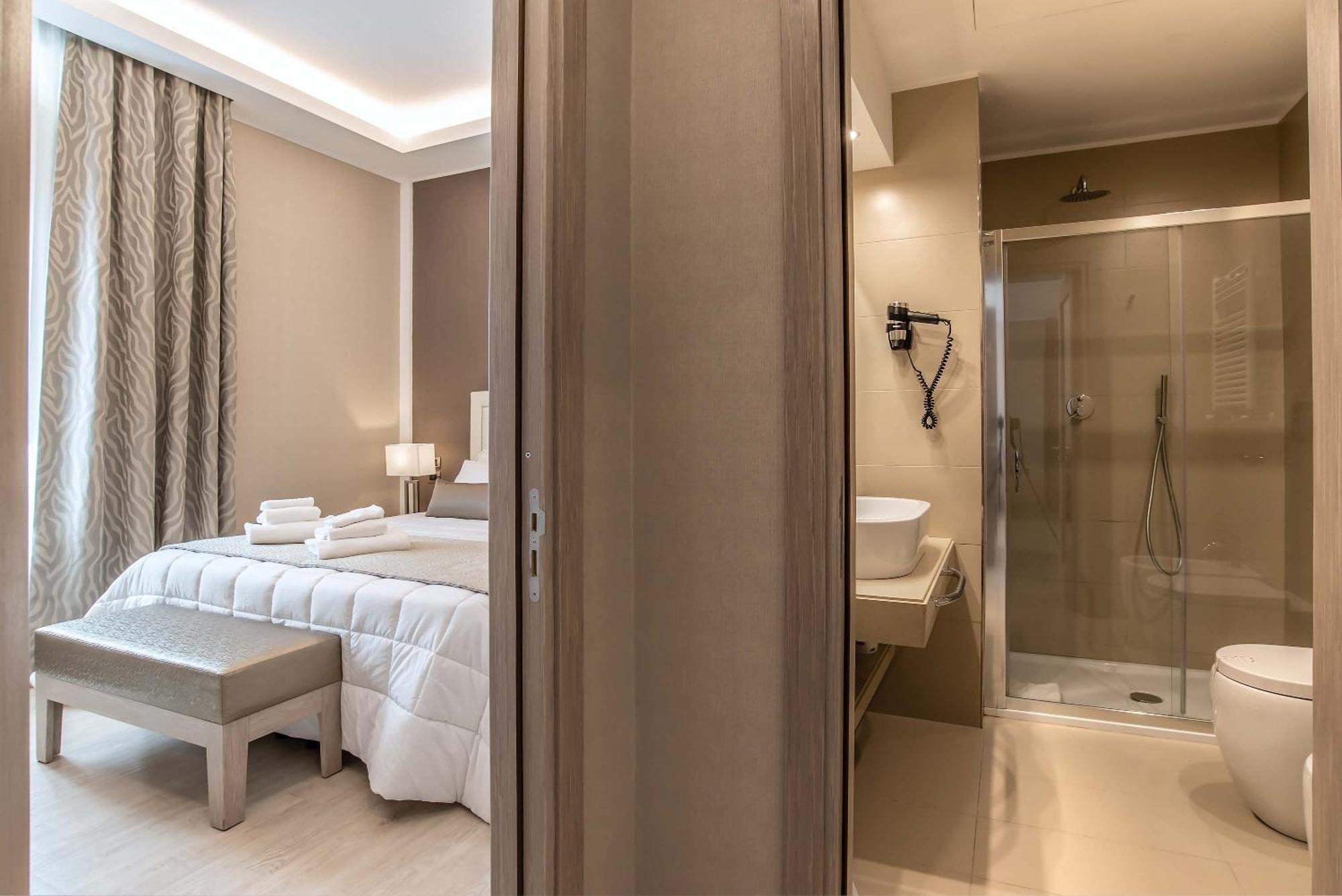 Hotel Genova Roma Esterno foto