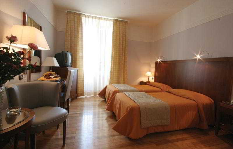 Hotel Genova Roma Camera foto