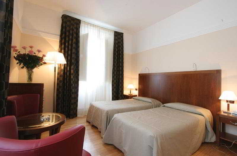Hotel Genova Roma Camera foto